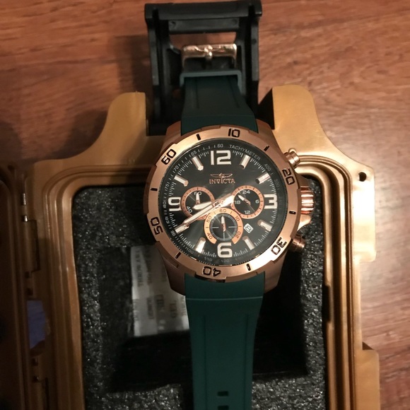 Invicta Pro Diver Model 24009 Men's Watch - Picture 5 of 6